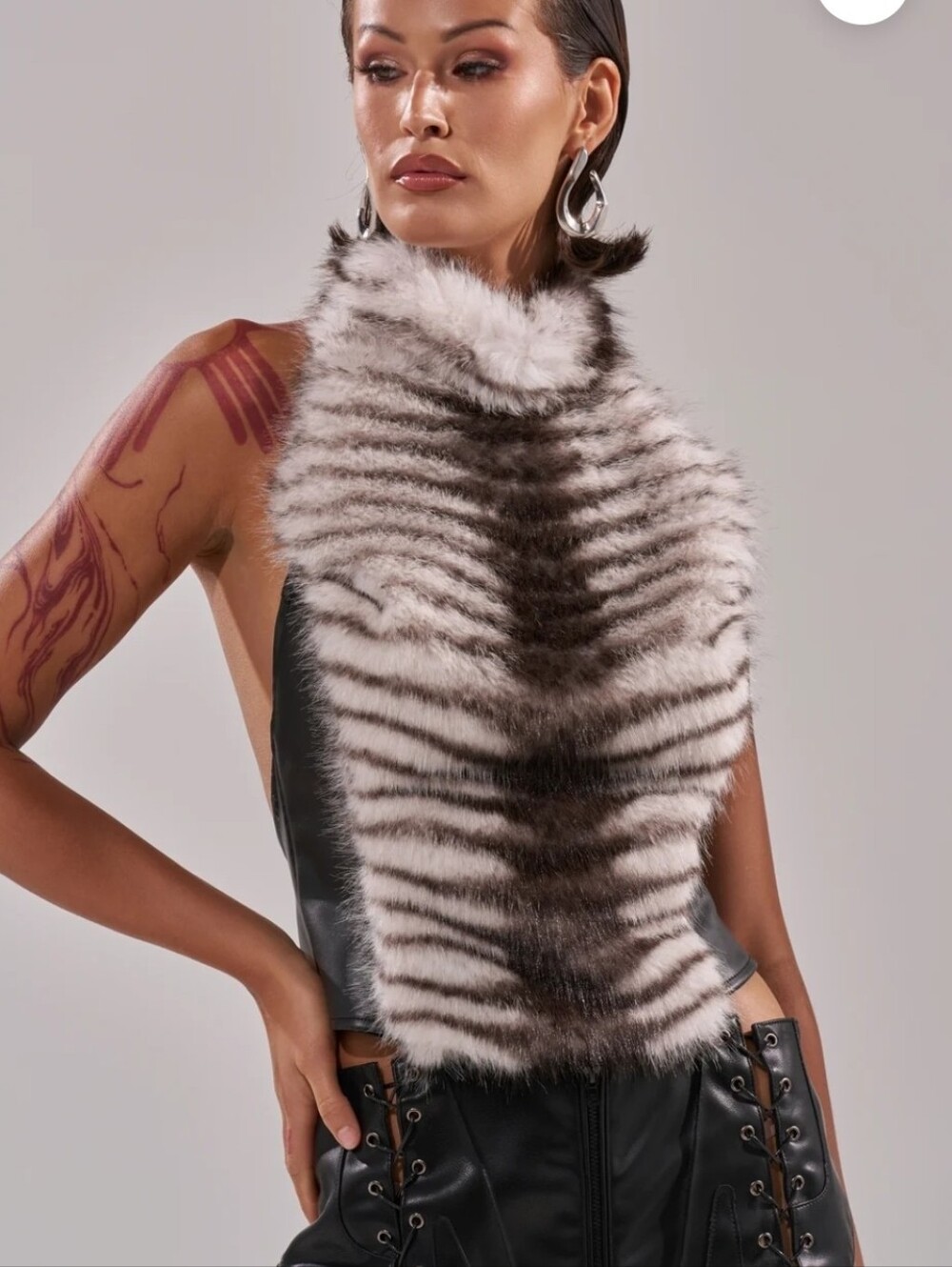 Faux Fur Zebra-Stripe Bib Top - White & Black Sz L